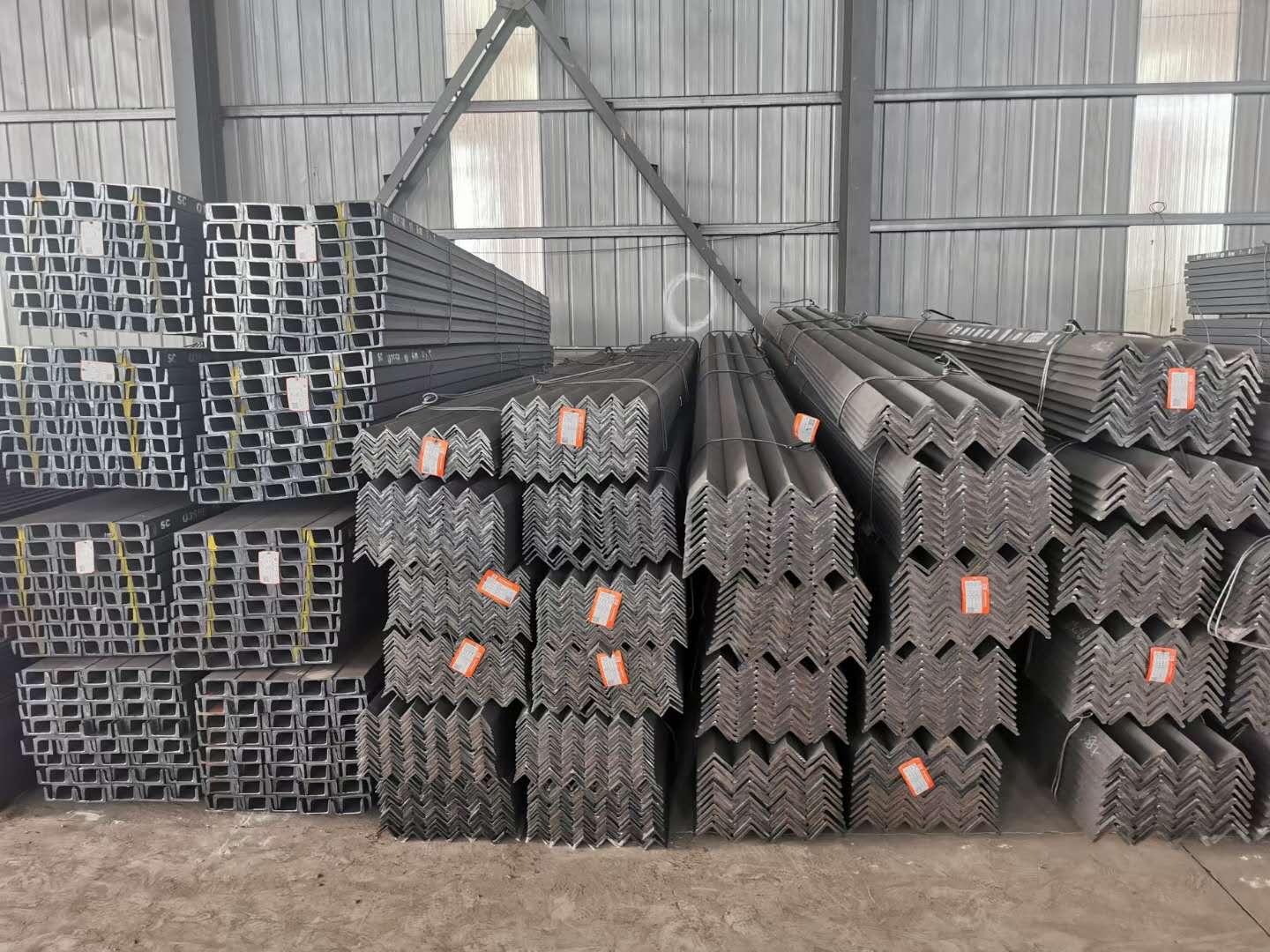 Q355B槽鋼（Q355B槽鋼報價）價格